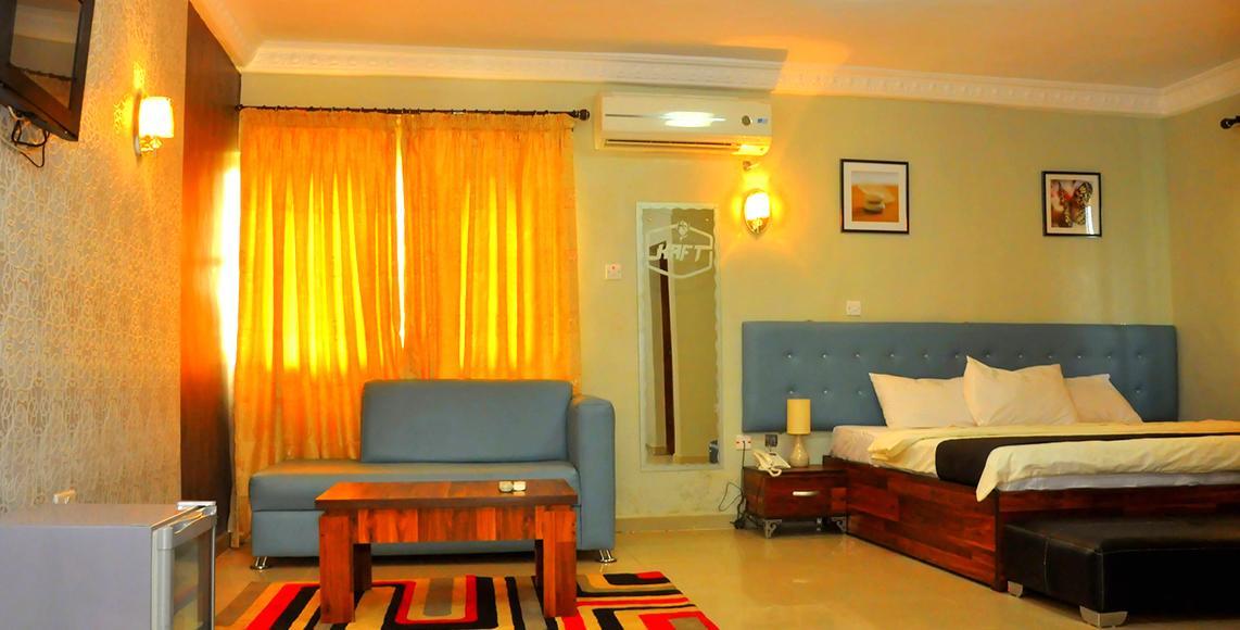 Royal Kaft Hotel Ikorodu Kültér fotó