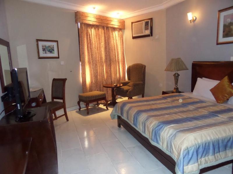 Royal Kaft Hotel Ikorodu Kültér fotó